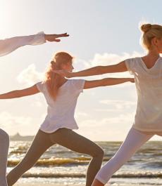 yoga-sur-la-plage-seasonova