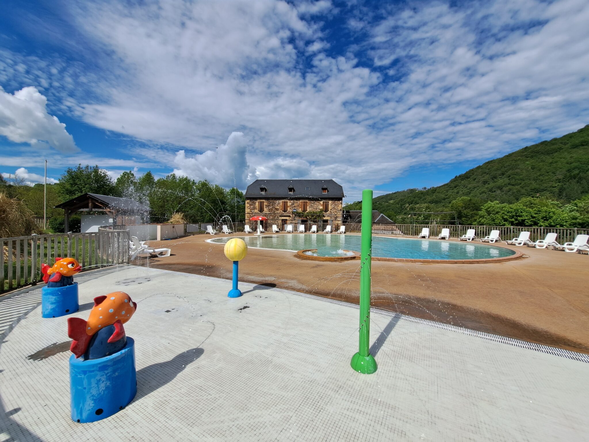 Camping Seasonova Les Rives d’Olt et Aubrac en Aveyron